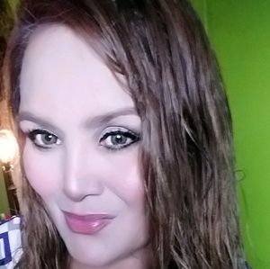 Meet your Posher, Brenda